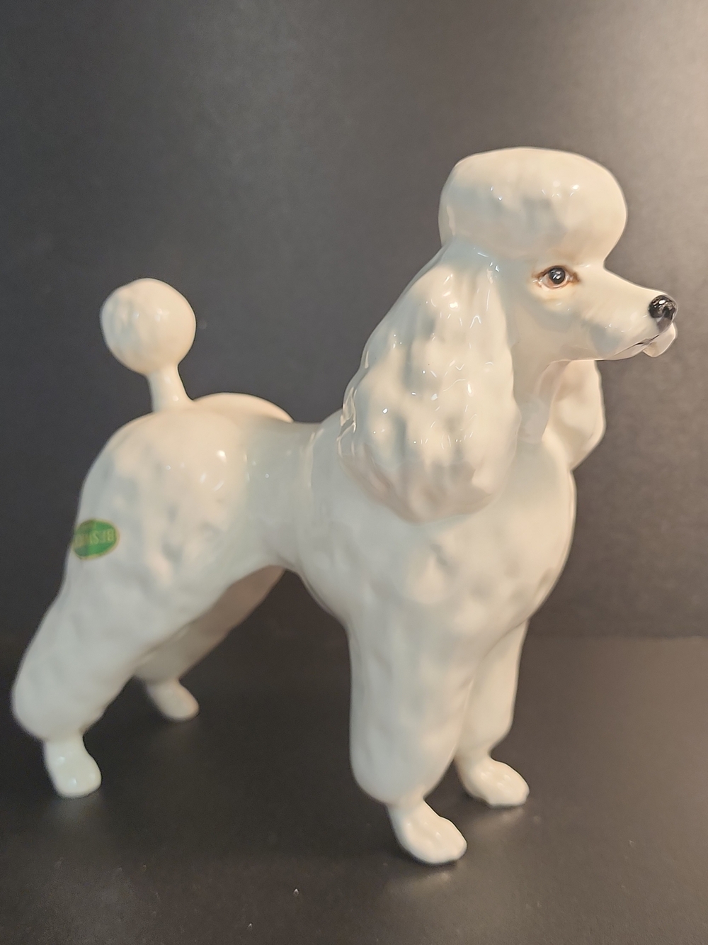 BESWICK ENGLAND White Poodle Dog Figurine 1983 Retired 6" x 6" Original Sticker